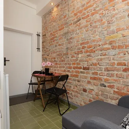 Studio Metro Wilanowska Warsaw Mokotow By Noclegi Renters Exterior photo