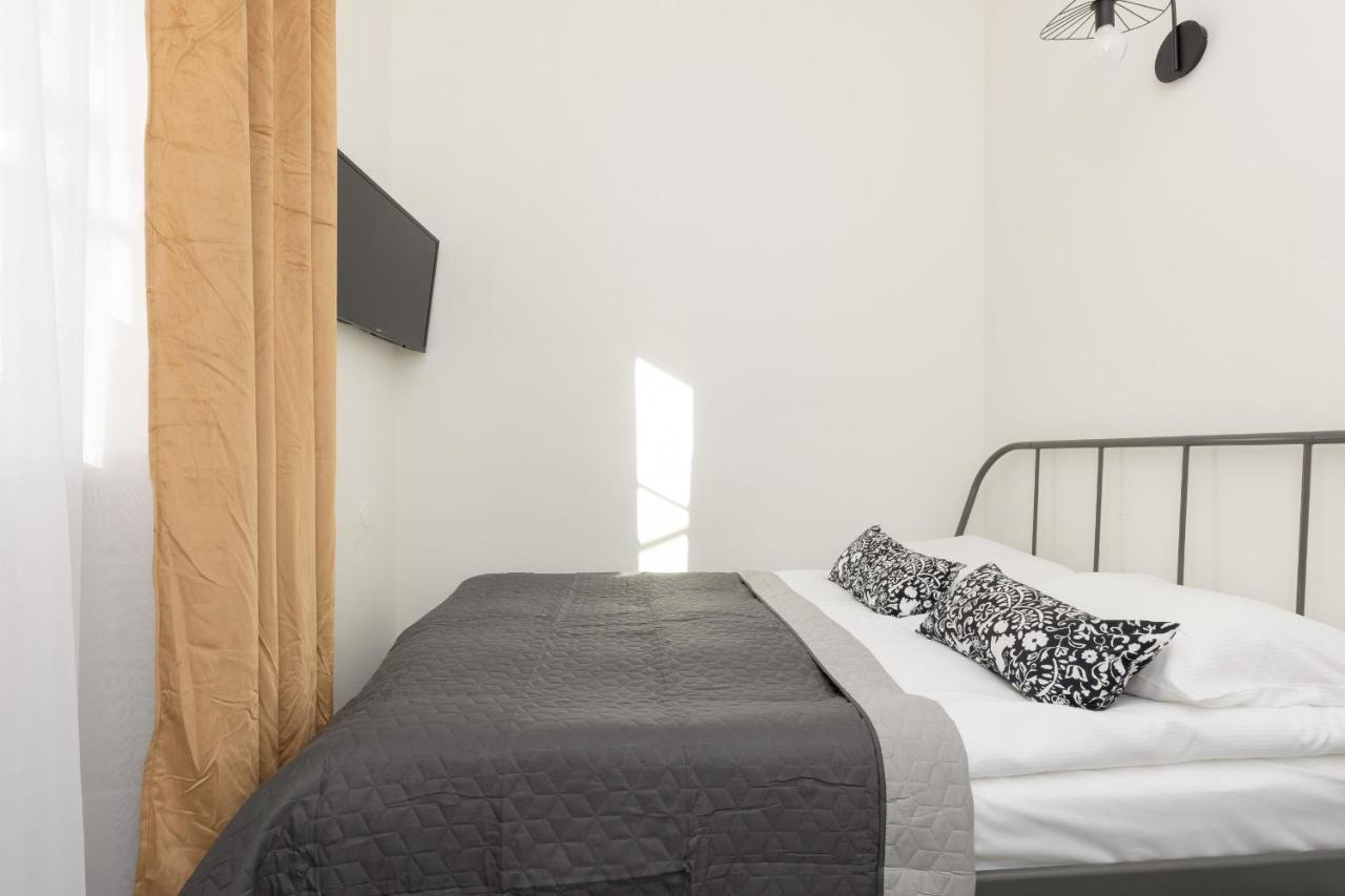 Metro Wilanowska Mokotow By Renters Warsaw